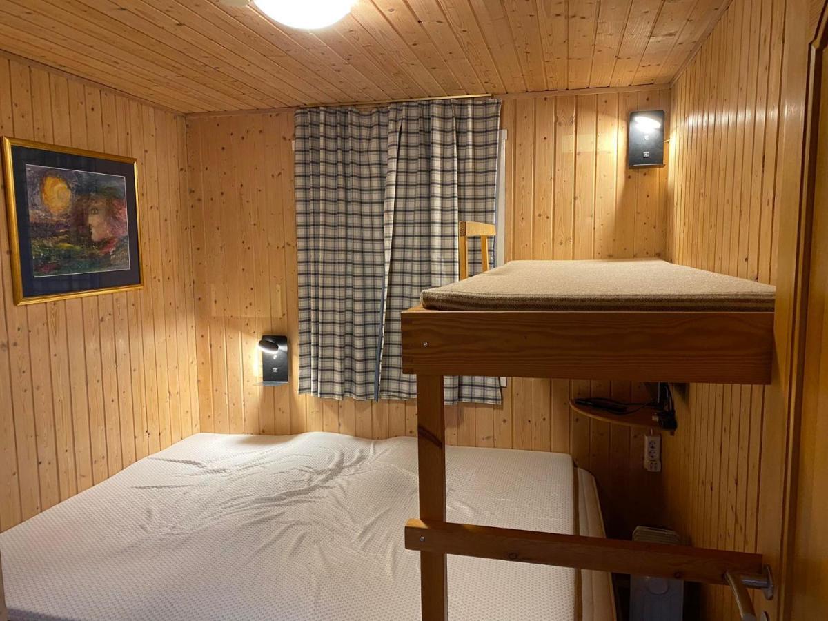 Cabin In The Lava. Near Husavik Skogar  المظهر الخارجي الصورة
